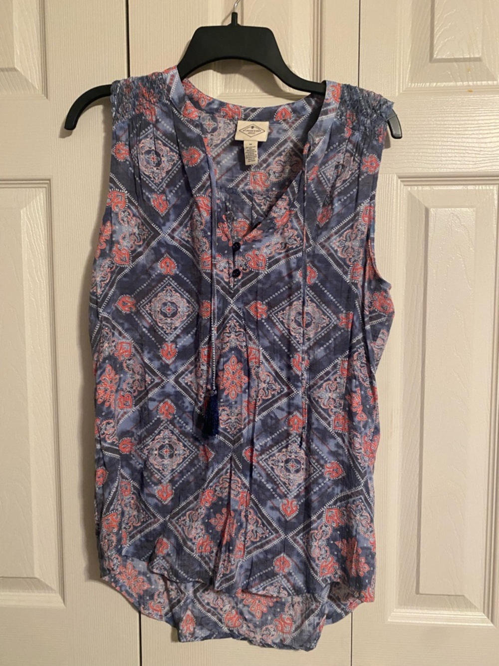 St. John's Bay Sleeveless Tie-Front Camisole in Blue & Pink